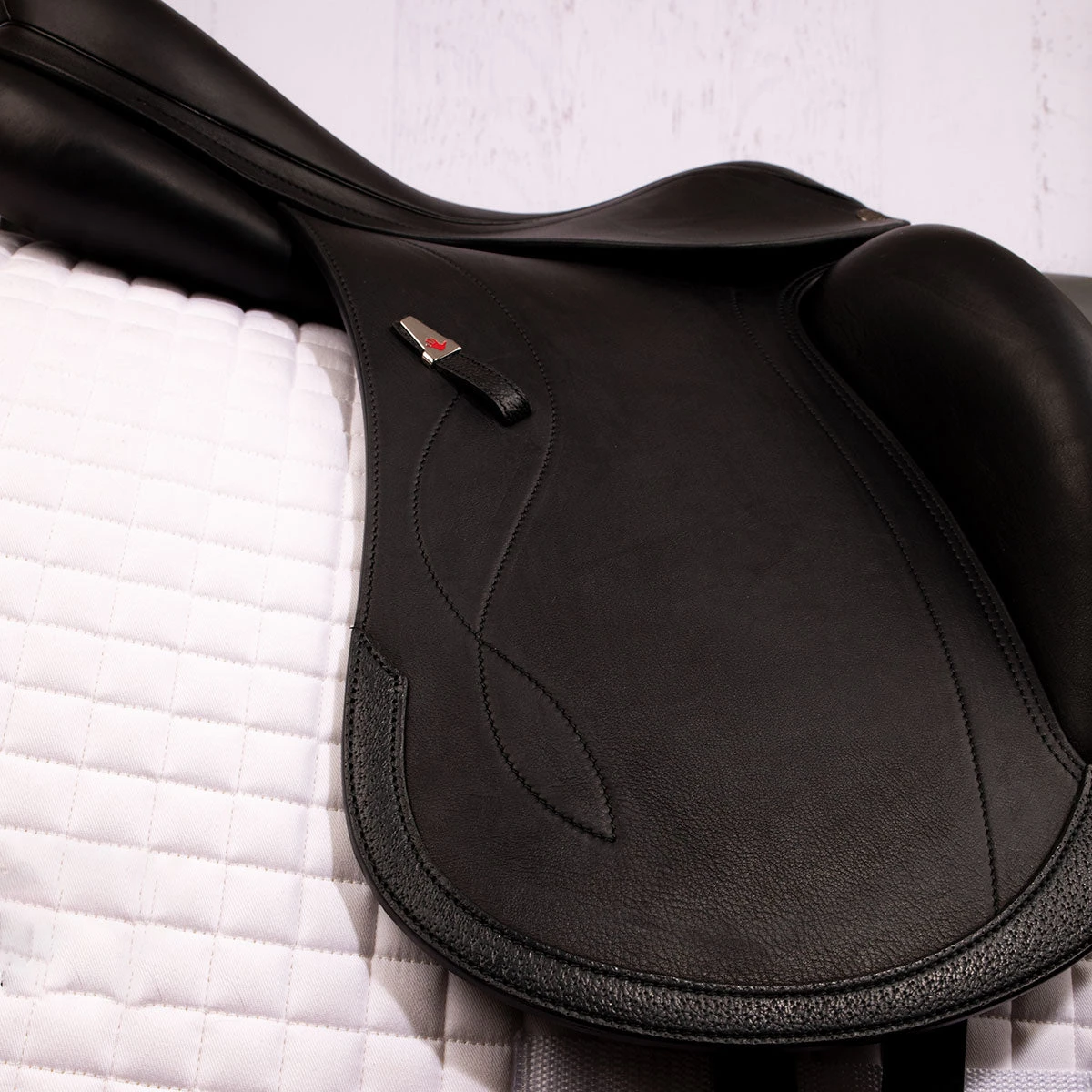 Equipe Olympia Monoflap Dressage Saddle 7 Equipe Olympia Monoflap Dressage Saddle - Image 5
